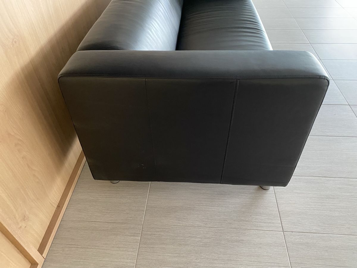 Sofas: Schwarzes Ledersofa – Gebraucht aus Hägglingen von Karin0802 7