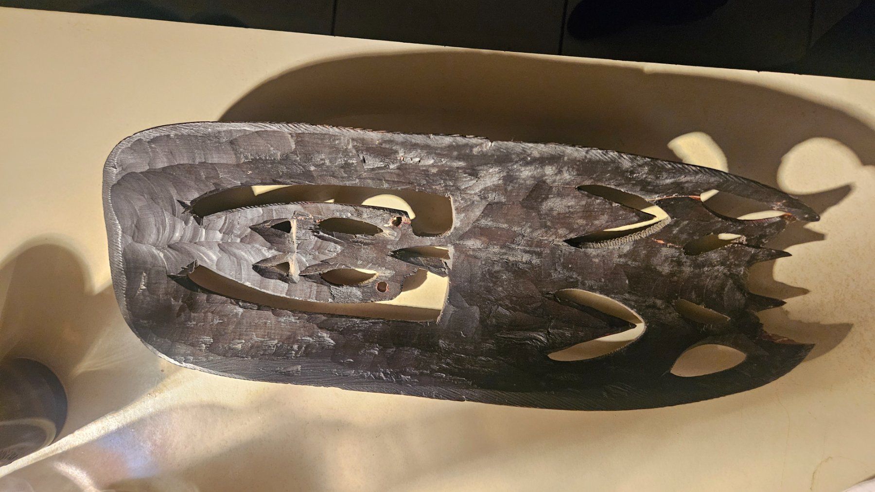 Internationale Kunst: Holzmaske Afrika – Gebraucht aus Feldbrunnen von Kolosseum111 1