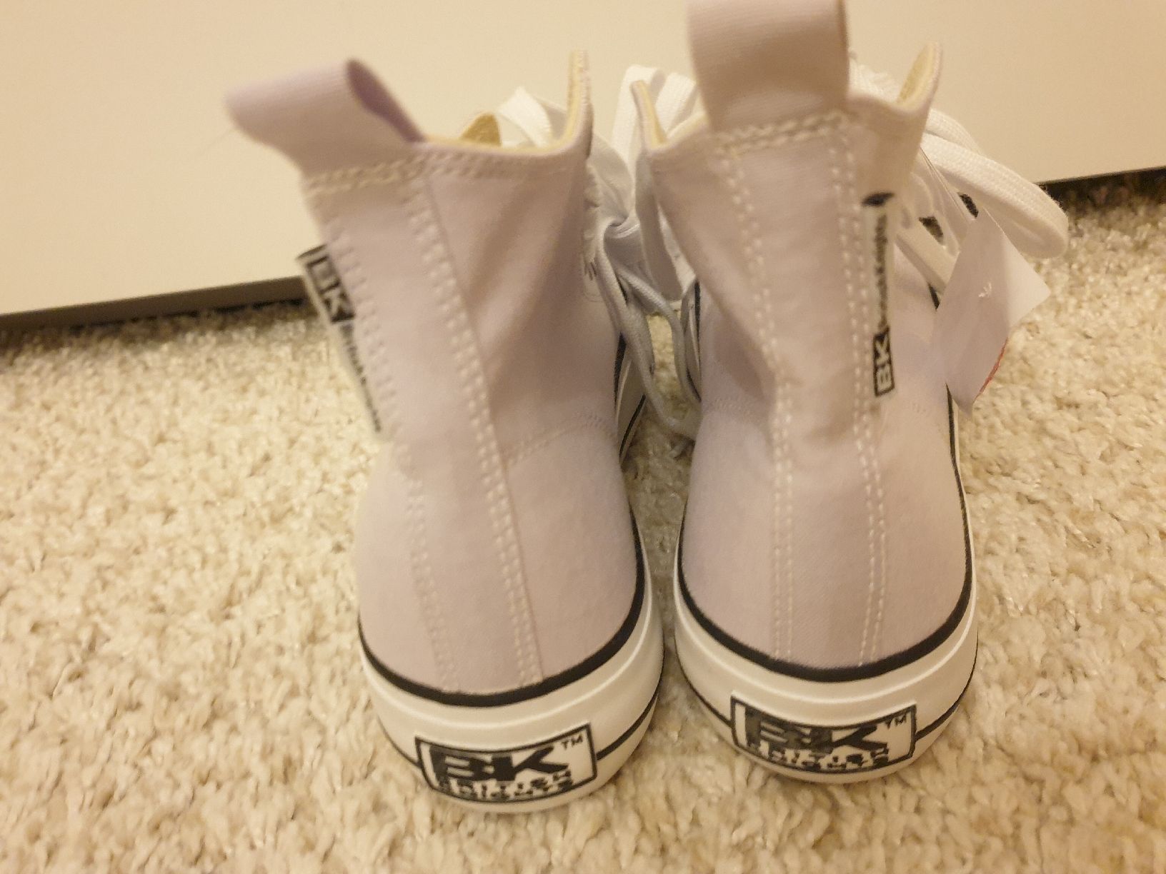 Damenschuhe: Baskets neufs British Knights lilas taille 36 – Neu und originalverpackt aus Neuchâtel von Verenas12 2