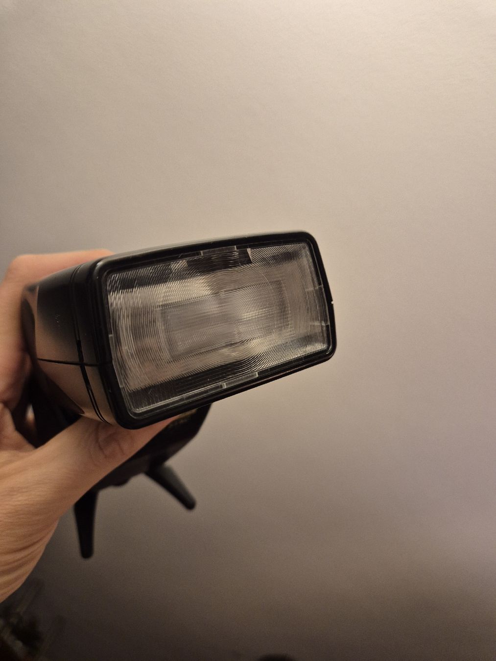 Minolta Flash: Minolta Program 5400 HS Blitzgerät mit Standfuss – getestet – Usato da Gisikon venduto da Spunk 3
