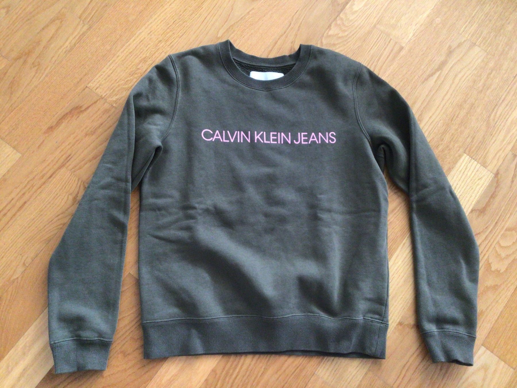 Pullover & Sweatshirts: Sweatshirt Trainerhose Gr. 158 – Gebraucht aus Zürich von froschchen79 1