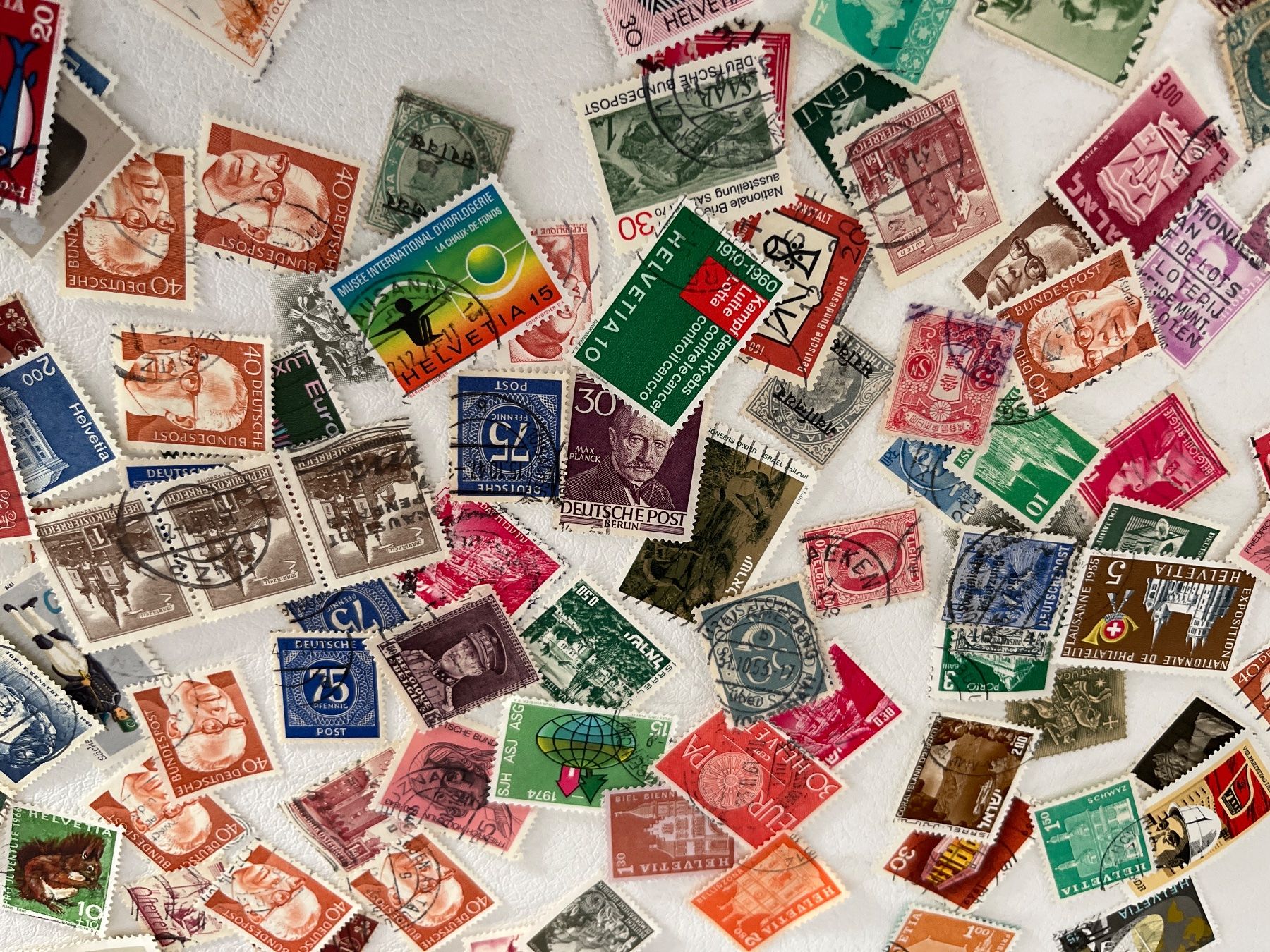 Tutti i francobolli: Lot 21: Lot mit Mix Briefmarke – Usato da Chiasso venduto da AzenYa 1
