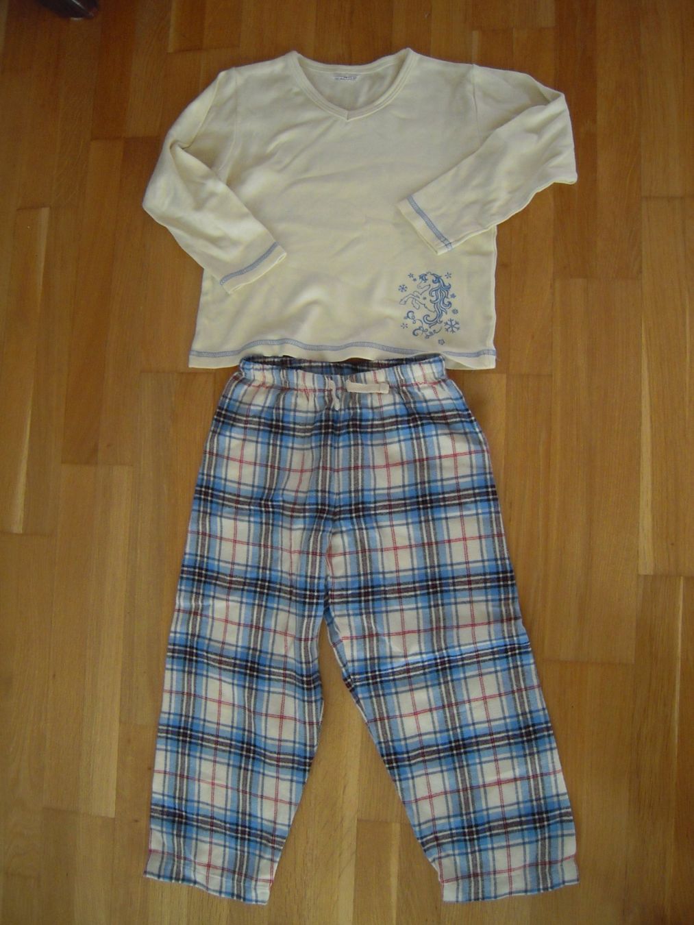 Pigiama & Simili: Pyjama Gr 98 104 – Usato da Uzwil venduto da visions77