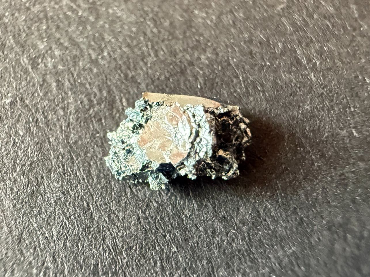 Metalli preziosi: Osmium, schönes Stück von 0,93 g – Nuovo (secondo la descrizione) da Lützelflüh-Goldb venduto da Elementis 2