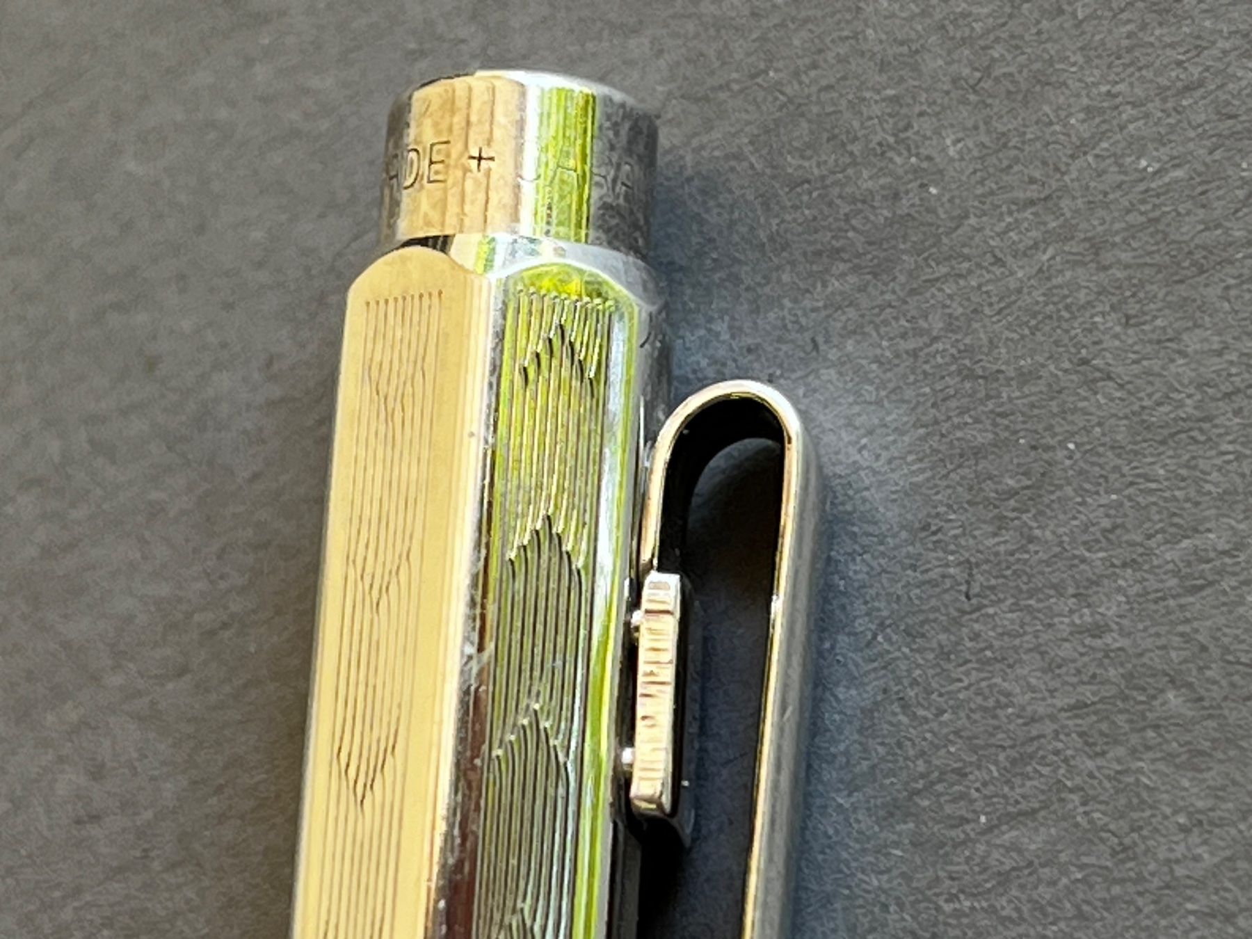 Caran D'Ache Penna & Evidenziatori: Caran d’Ache Ecridor Kugelschreiber versilbert Garlock db – Usato da Zürich venduto da FV.vintage 2