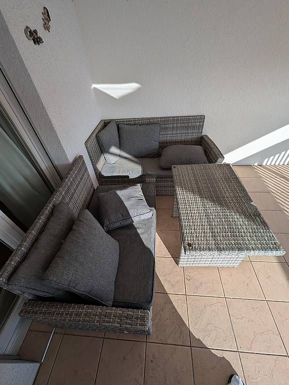 Sedie a sdraio: Gartenlounge Grau in Rattanoptik – Usato da Hüttwilen venduto da frolens123 1