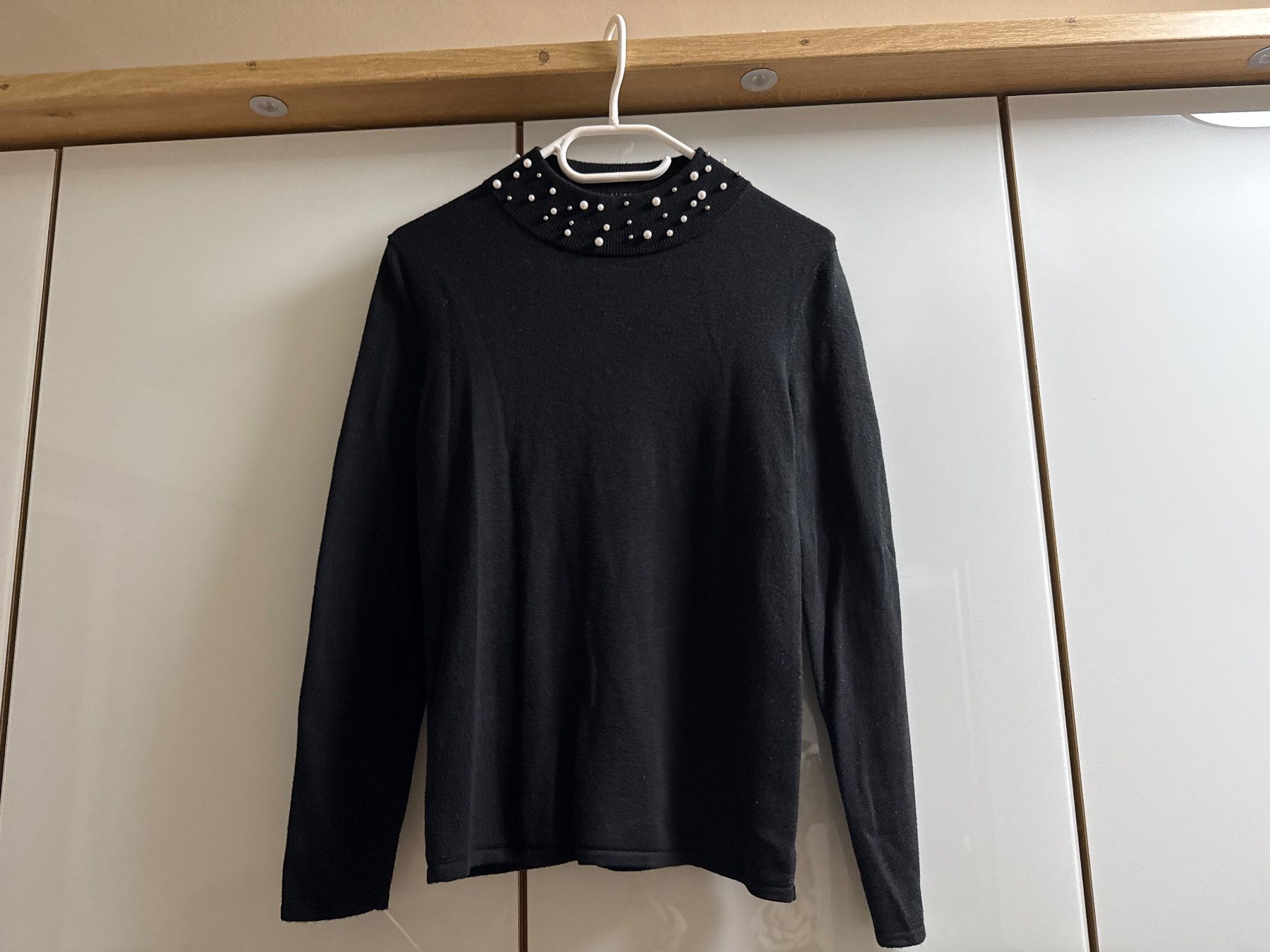 S.Oliver Maglioni & Felpe: Schwarzer Strickpullover mit Perlen - Eleganter Look! – Usato da Zürich venduto da kat_p2yk