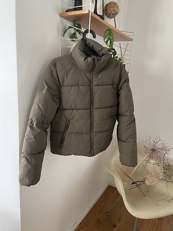 Jacken: Winterjacke xs – Gebraucht aus Renens VD von siric1996 1