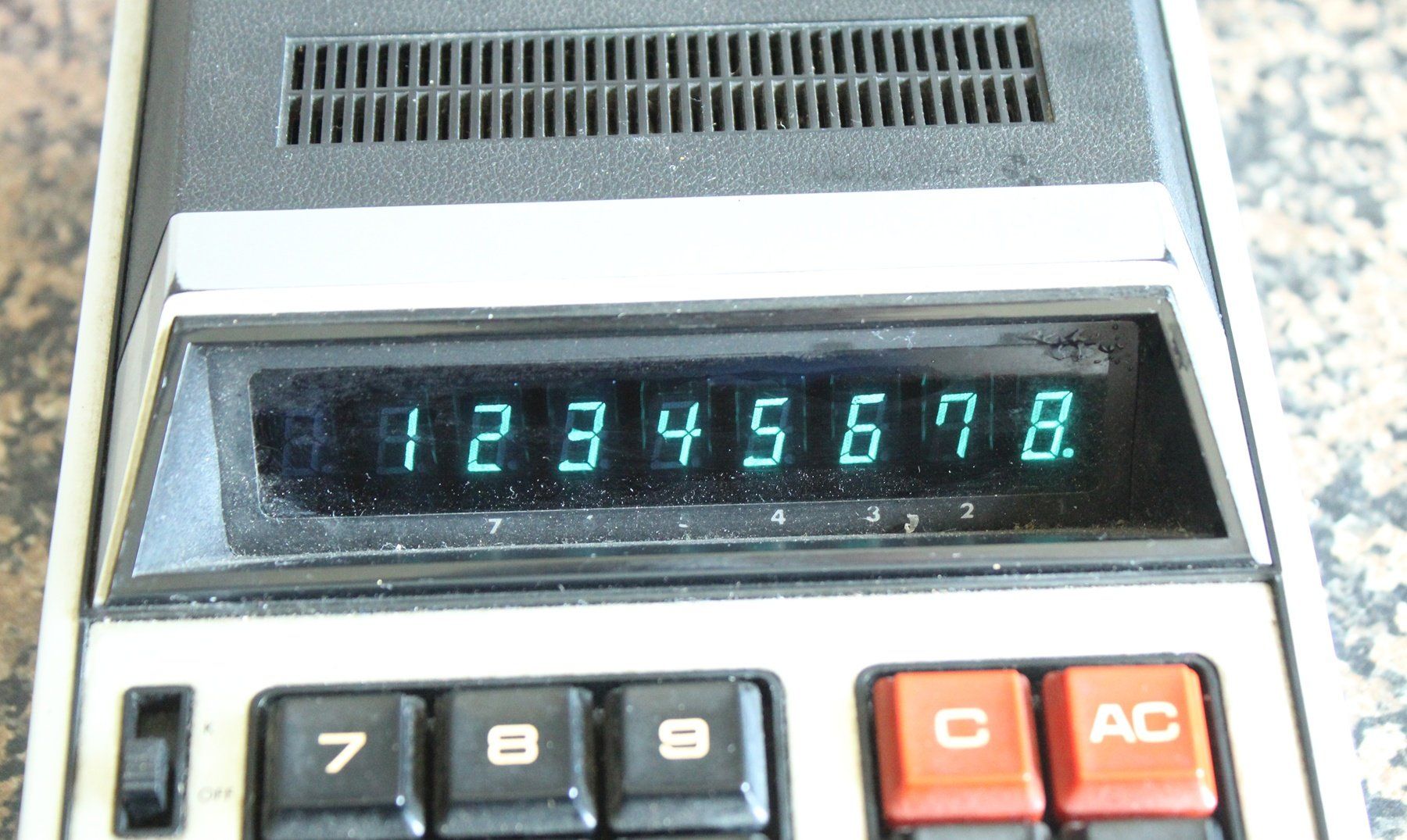 Casio Calcolatrici tascabili: Casio AS-8A Tischrechner achtstelliges Digitron Display 1971 – Usato da Zürich venduto da Auctionata 1