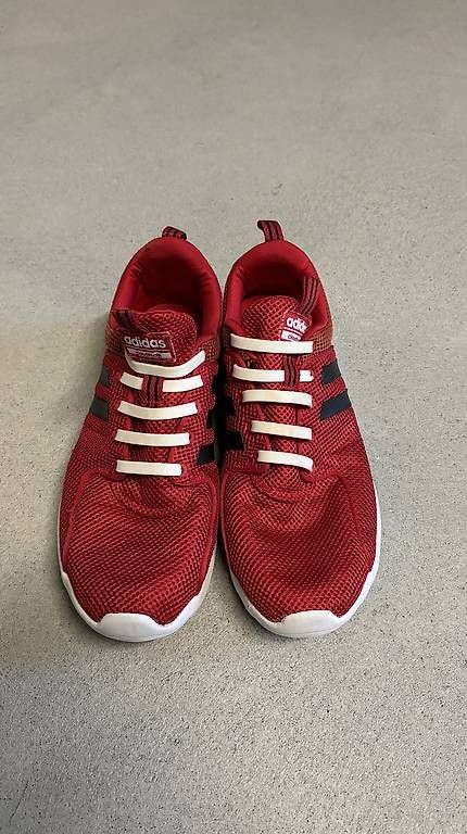 Chaussures hommes: adidas turnschuh cloudfoam / grösse 44 – D'occasion à Subingen par Broedu79