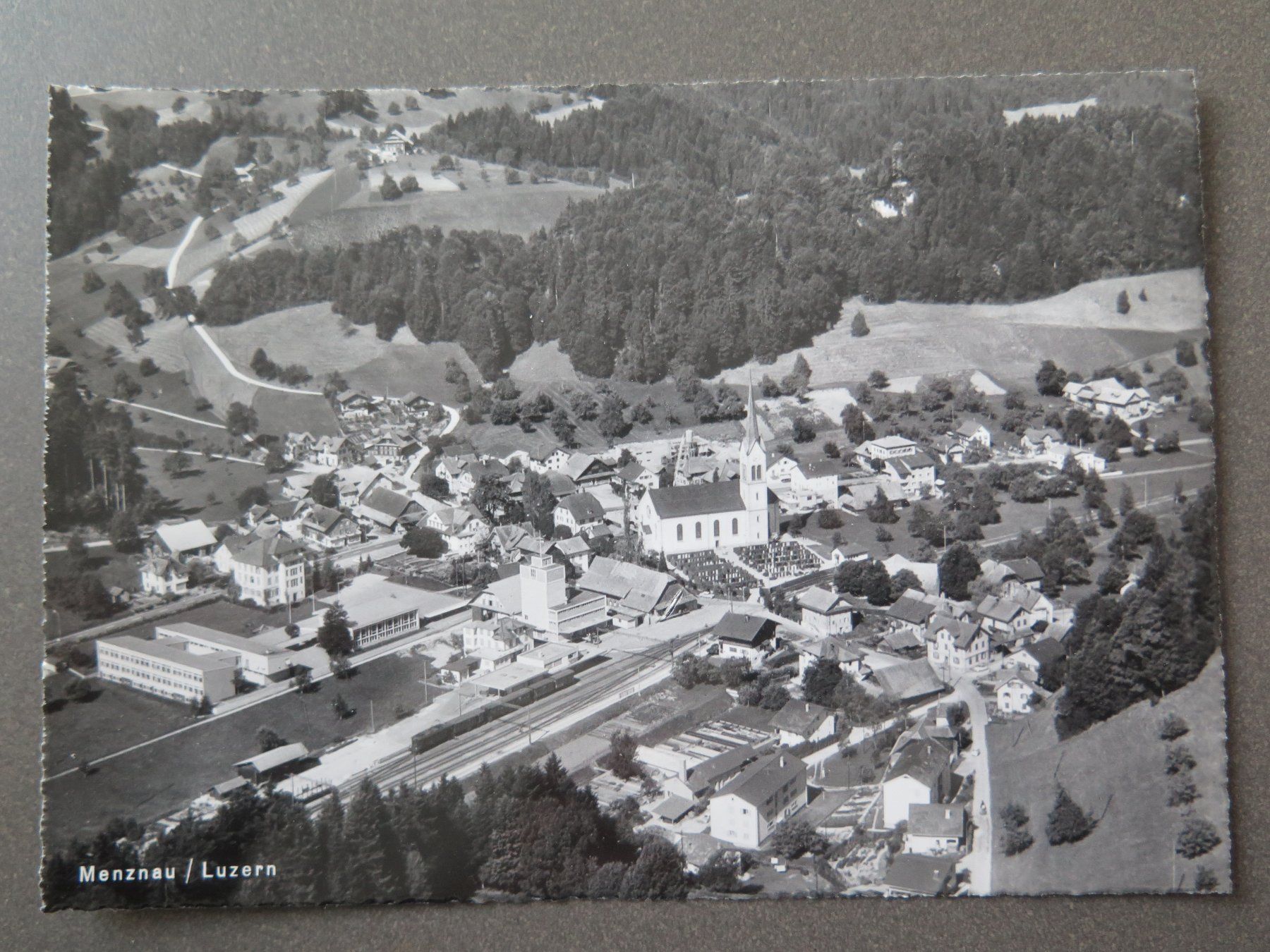 Cartes postales: MENZNAU / LUZERN – D'occasion à Wittenbach par lipasal