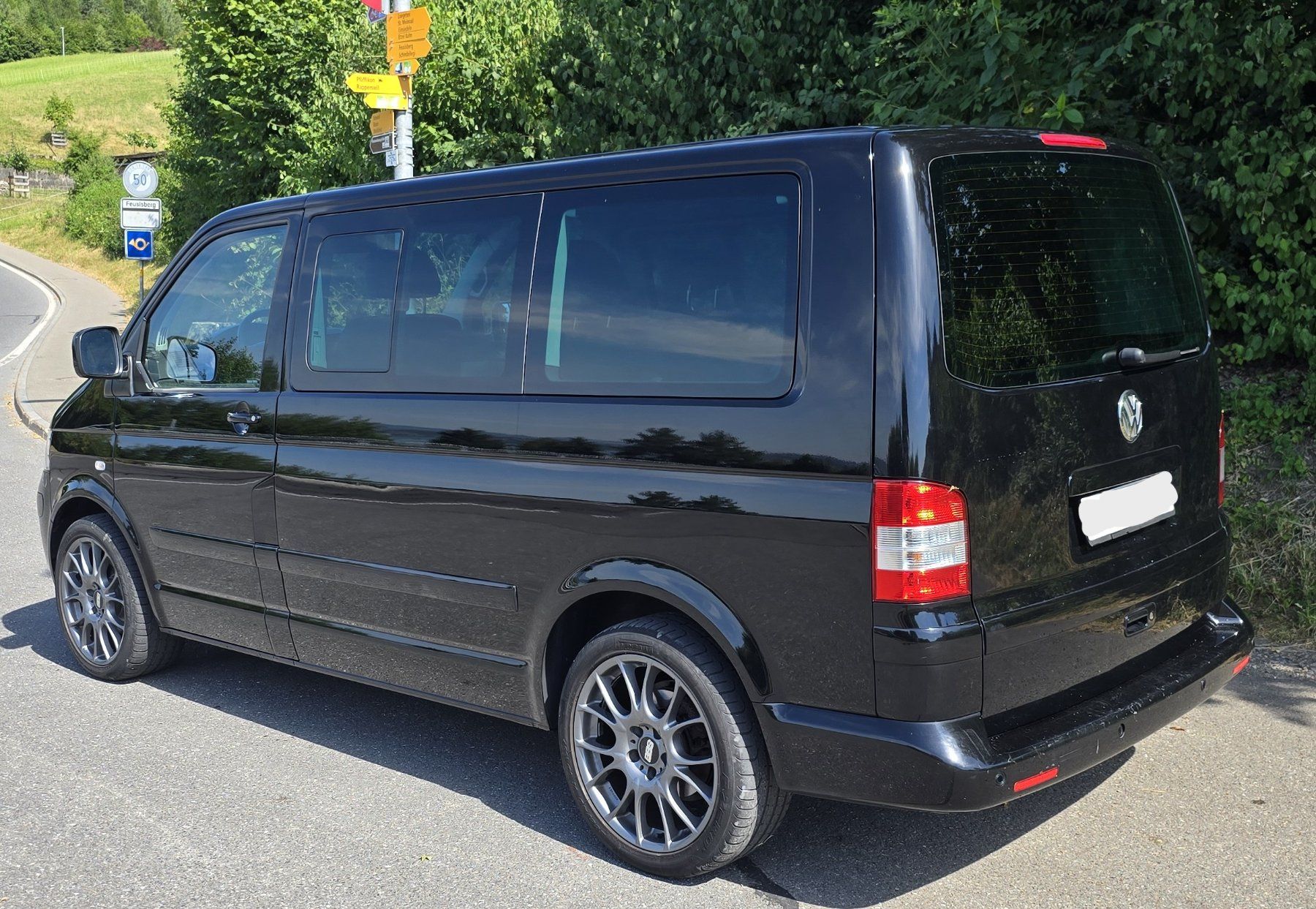 VW Autos: VW T5 Multivan - 4Motion – Gebraucht aus Pfäffikon SZ von kuz05 1