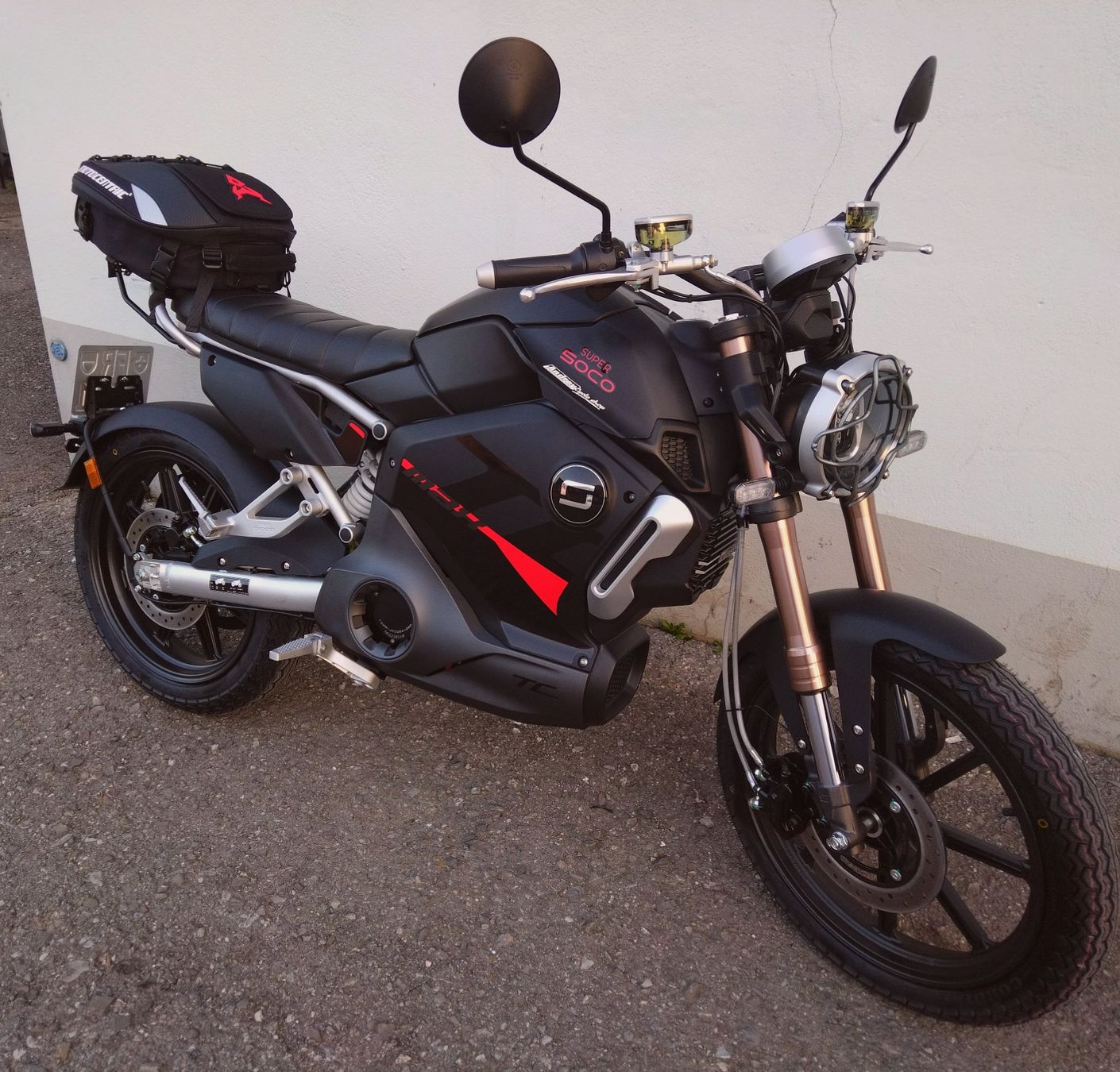 Strasse: Moto électrique Super Soco TC MAX – Gebraucht aus Hauteville von ser_mjc2