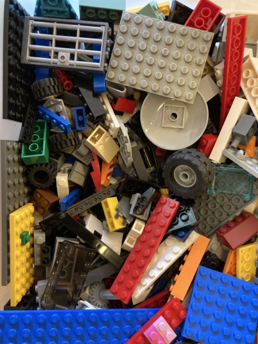 Lego Kit di costruzioni: Legos en vrac  – Usato da Bursinel venduto da SeveralLives 2