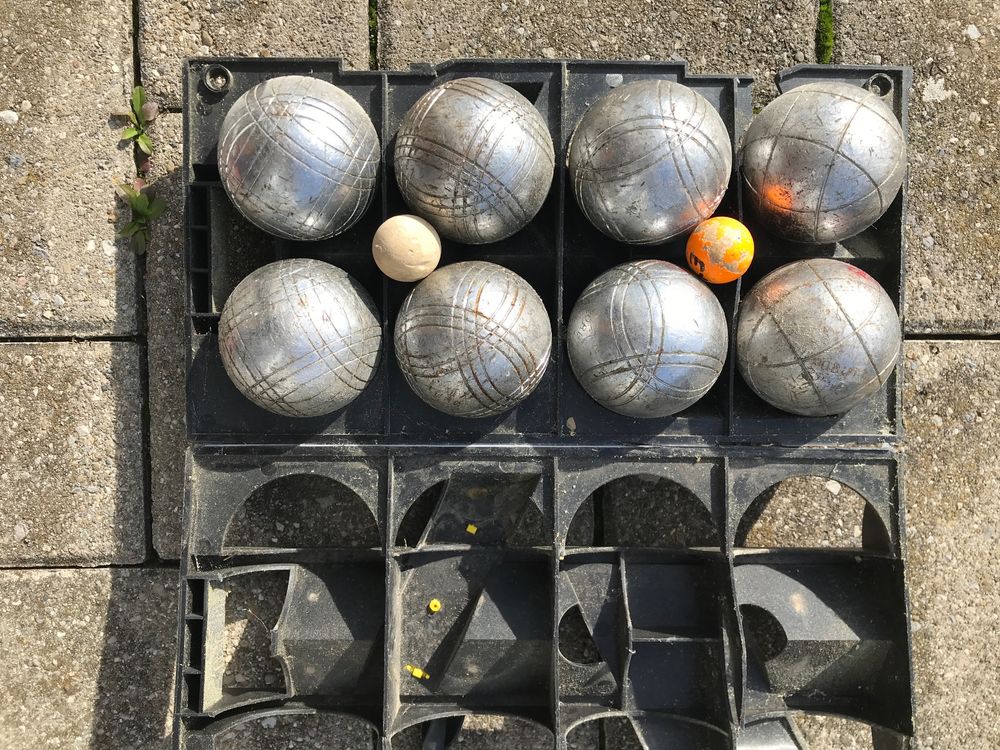 8 Boules De Pétanque – Vintage, Collection, Fabrication Française, Lot Occasion