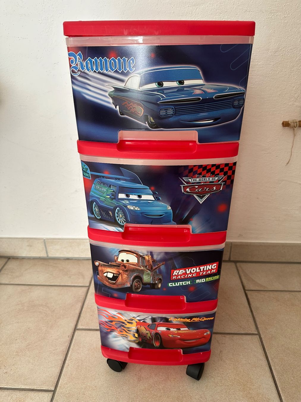 Valigie & Borse: Aufbeharungsboxen  / TrolleysLightning Mc Queen – Usato da Jona venduto da Petra2607