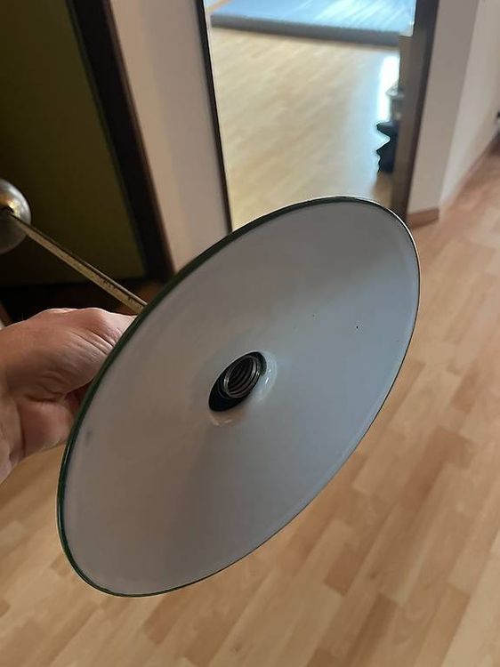 Lampade: Vintage Emaillampe Grün / Weiss / Gold – Usato da Zürich venduto da Ciccione88