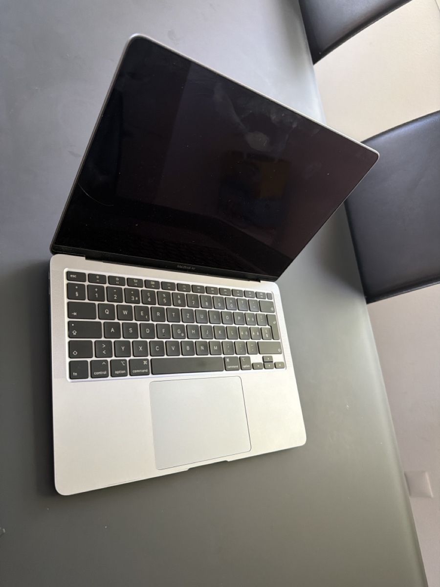 Apple Notebooks: Apple MacBook Pro – Neu (gemäss Beschreibung) aus Allschwil von die_vjt5
