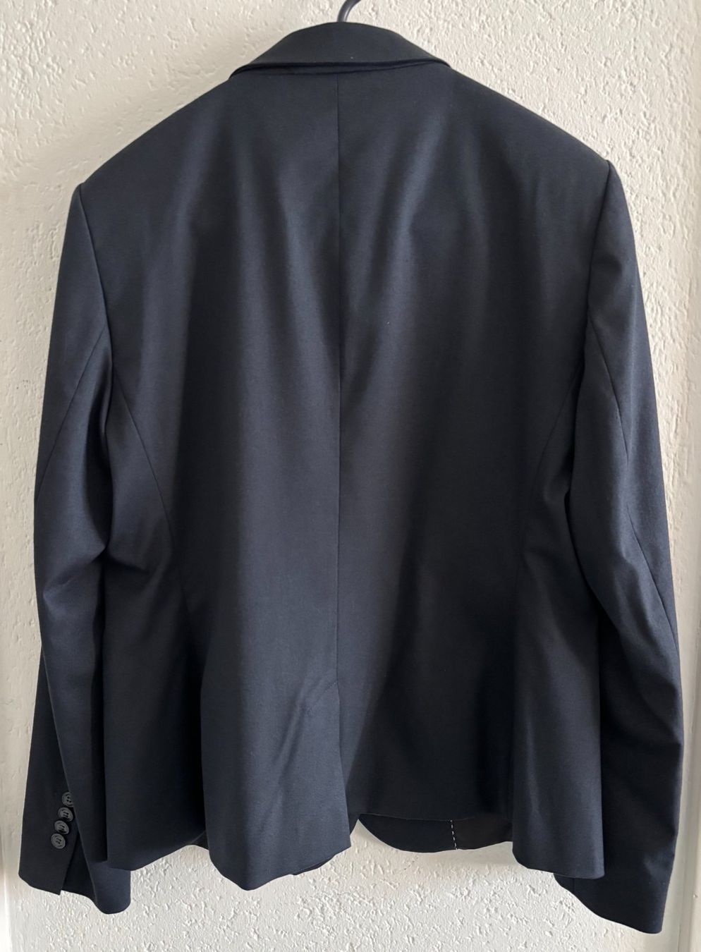 Completi & Tailleur: Schwarzer Hosenanzug in Grösse 44 – Usato da Zürich venduto da IlkaK 1