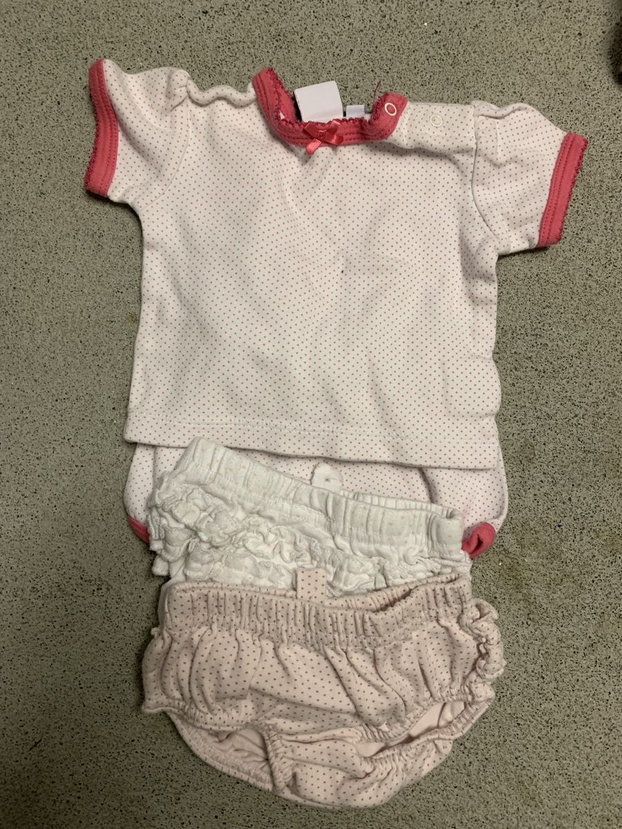 Lotti & Set di vestiti: Babykleider Set, Grösse 50/56 – Usato da Unterägeri venduto da Globi8634 1