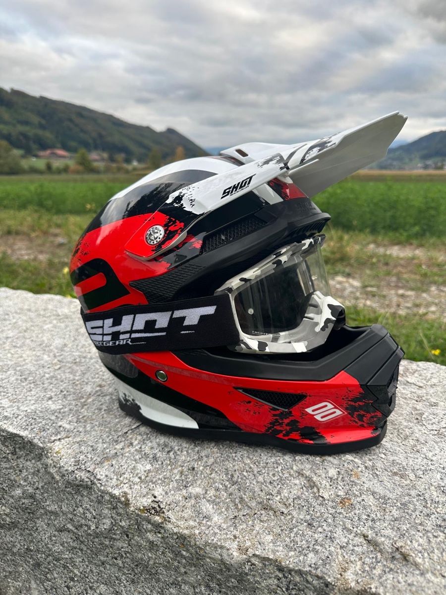 Caschi & visiere: Helm Motocross mit Brille Grösse S – Usato da Belp venduto da s_n_l6cr
