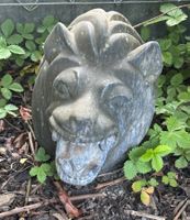 Garten Deko Löwenkopf aus Stein für den Aussenbereich