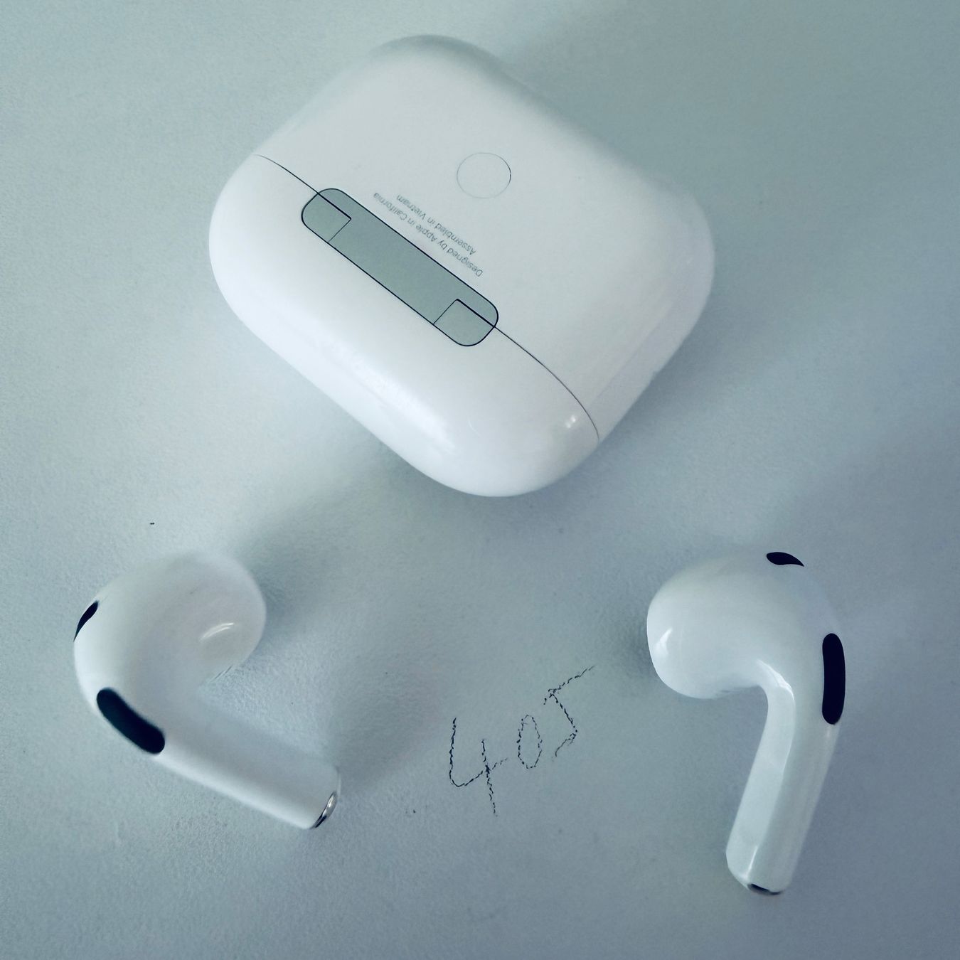 Apple Cuffie: Original Apple AirPods 3 Gen. Kopfhörer mit Wireless Case – Usato da Basel venduto da MY.AIRPODS.SHOP 8