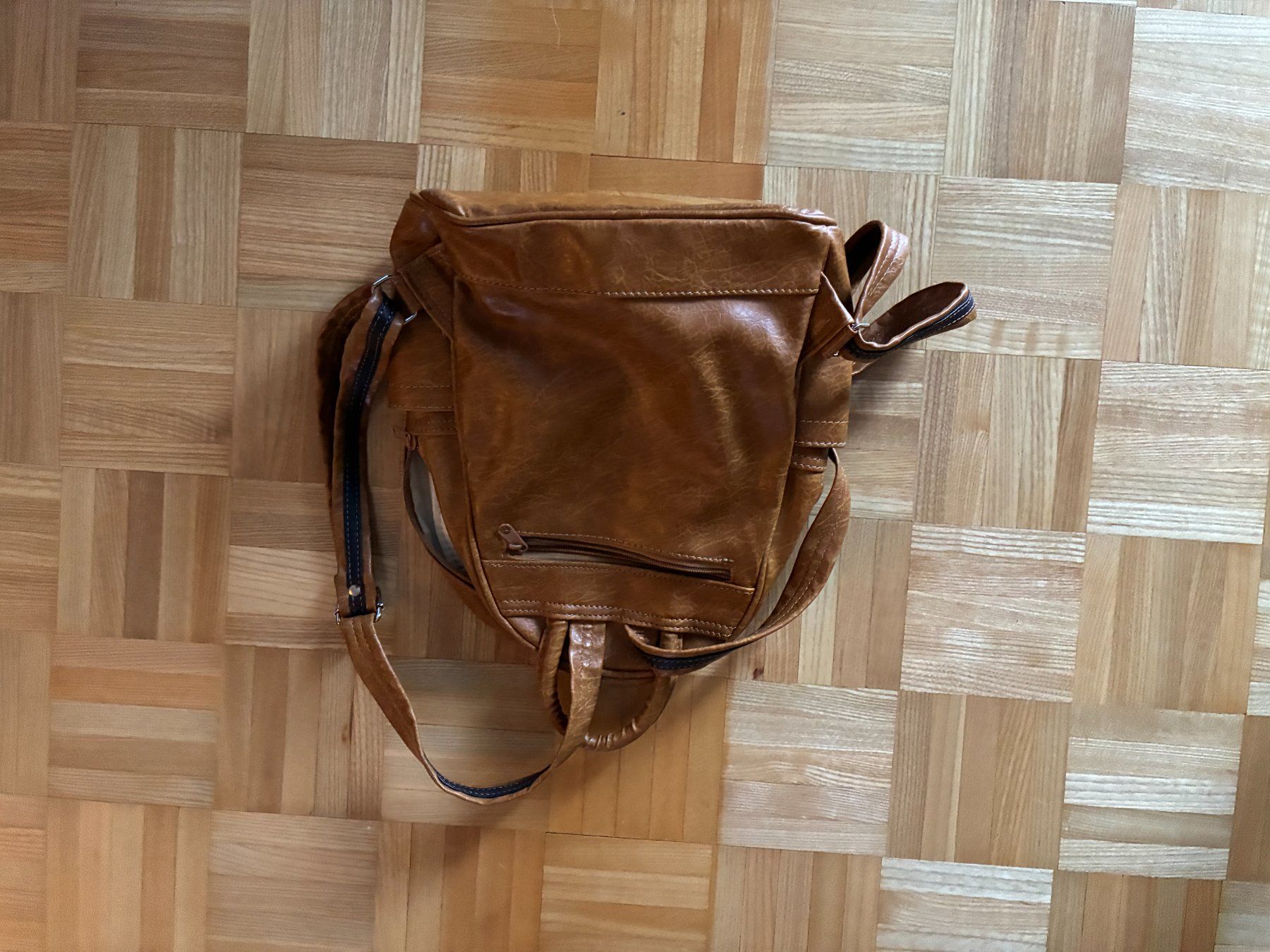 Rucksäcke: Rucksack aus Leder – Gebraucht aus Muri AG von 68idefix 1