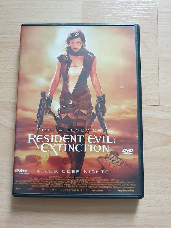 Tutti i DVDs: Resident Evil: Extinction – Usato da Lyss venduto da Jason9527