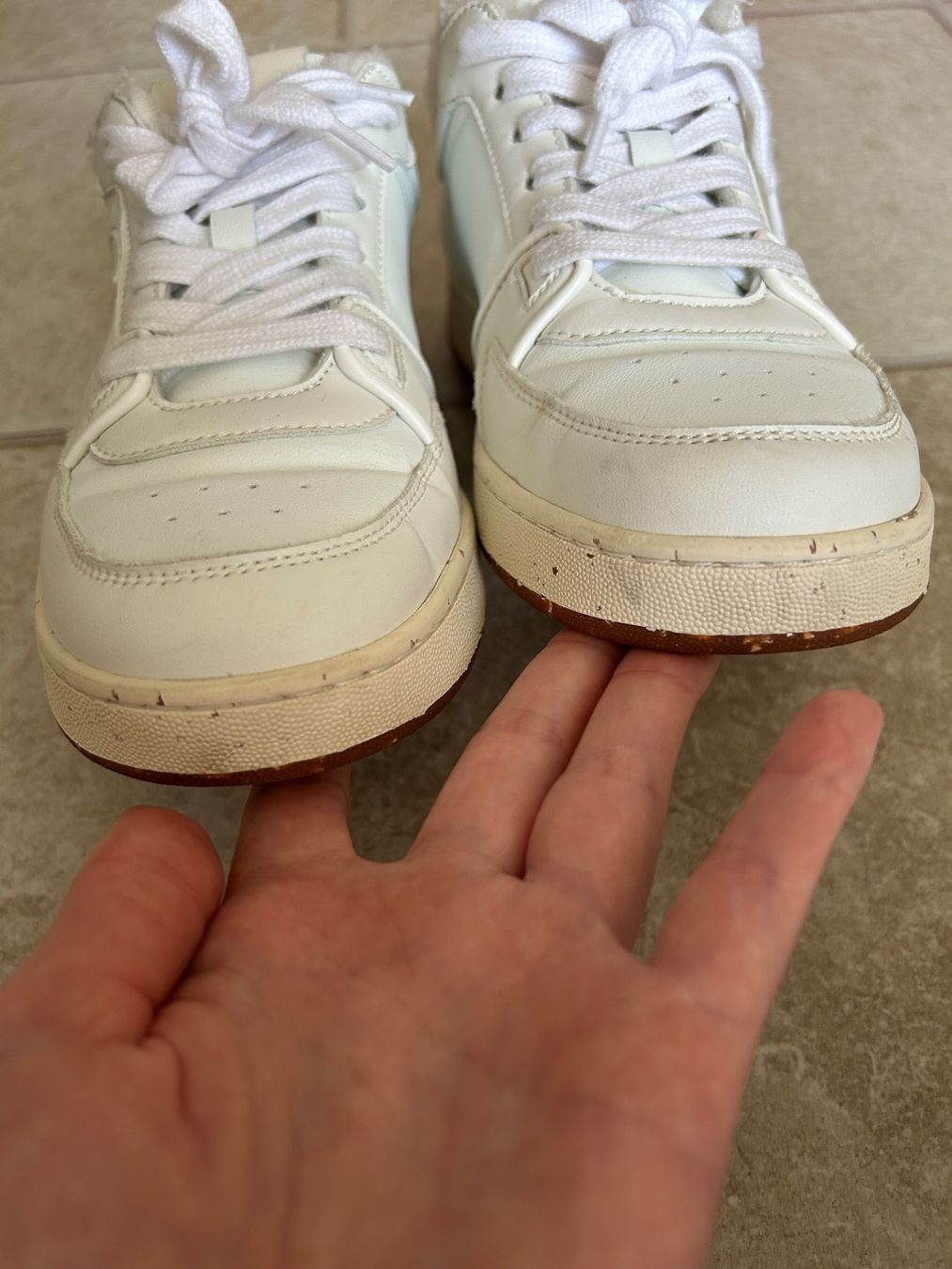 Coccinelle Scarpe da donna: Baskets Coccinelle 39 – Usato da Courroux venduto da Yermakova 2