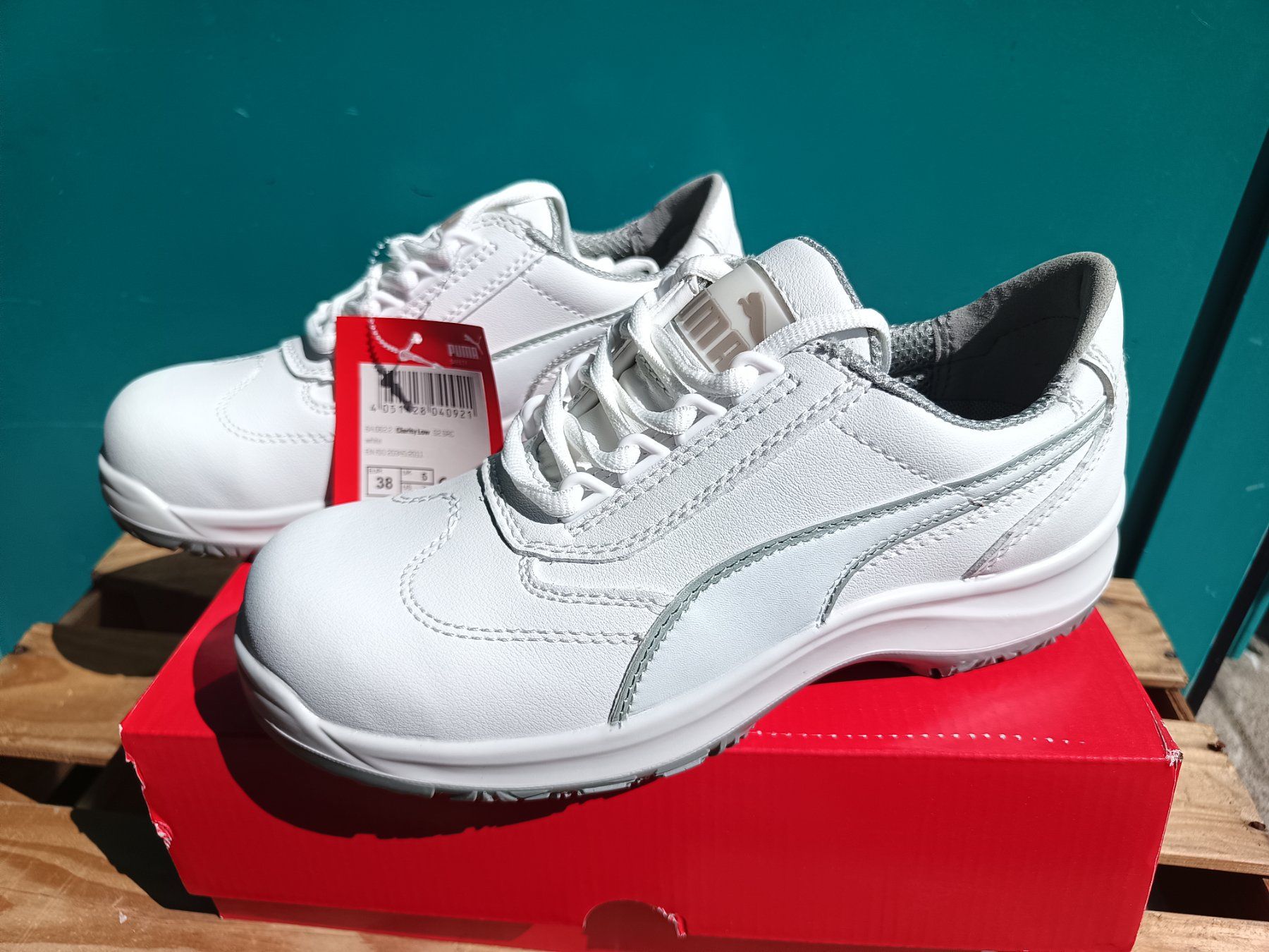 Puma Chaussures hommes: Puma Sicherheitsschuhe S2 SRC 38 – Neuf avec emballage d'origine à Oberegg par A-Z.Handel.Loehrer 1