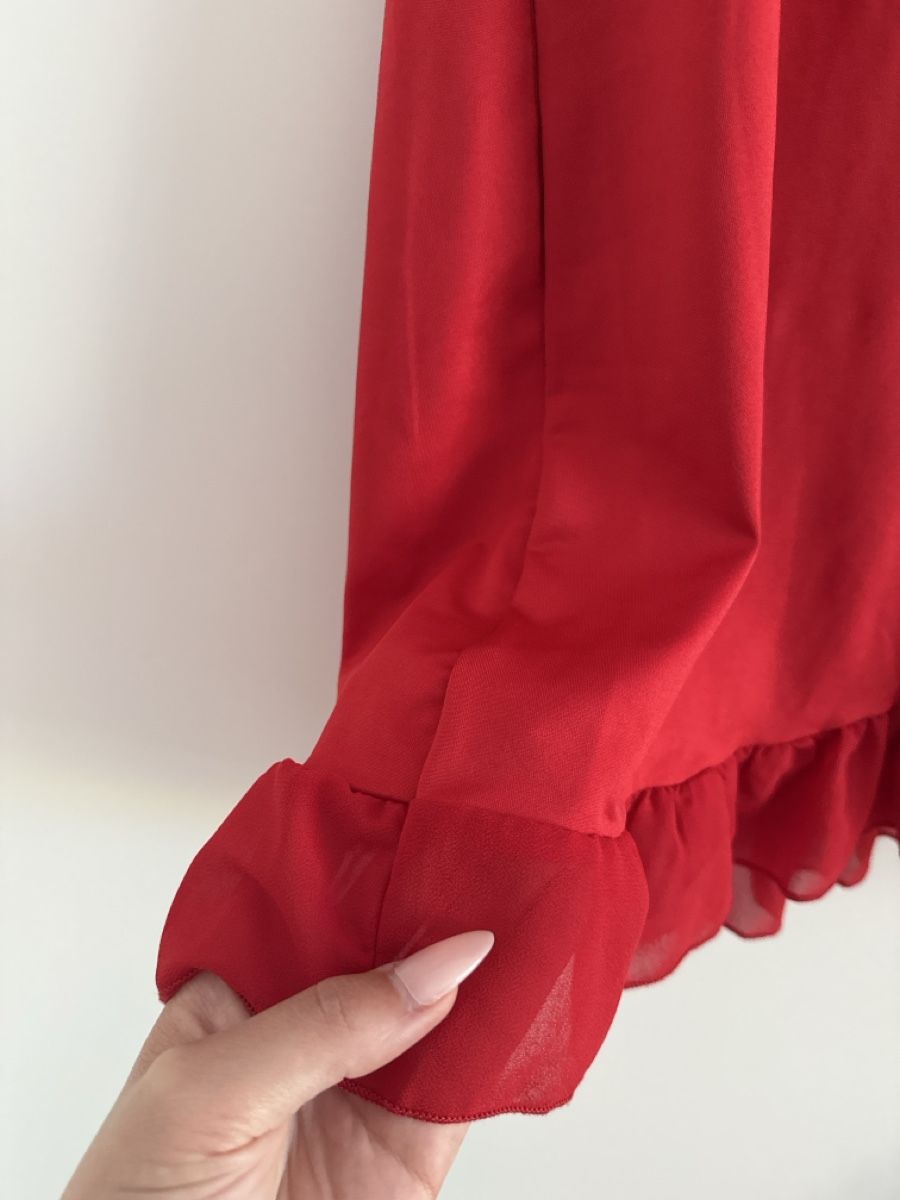 Robes: Kleid – Neuf (Voir description) à Kriens par g_b_mk7j 8