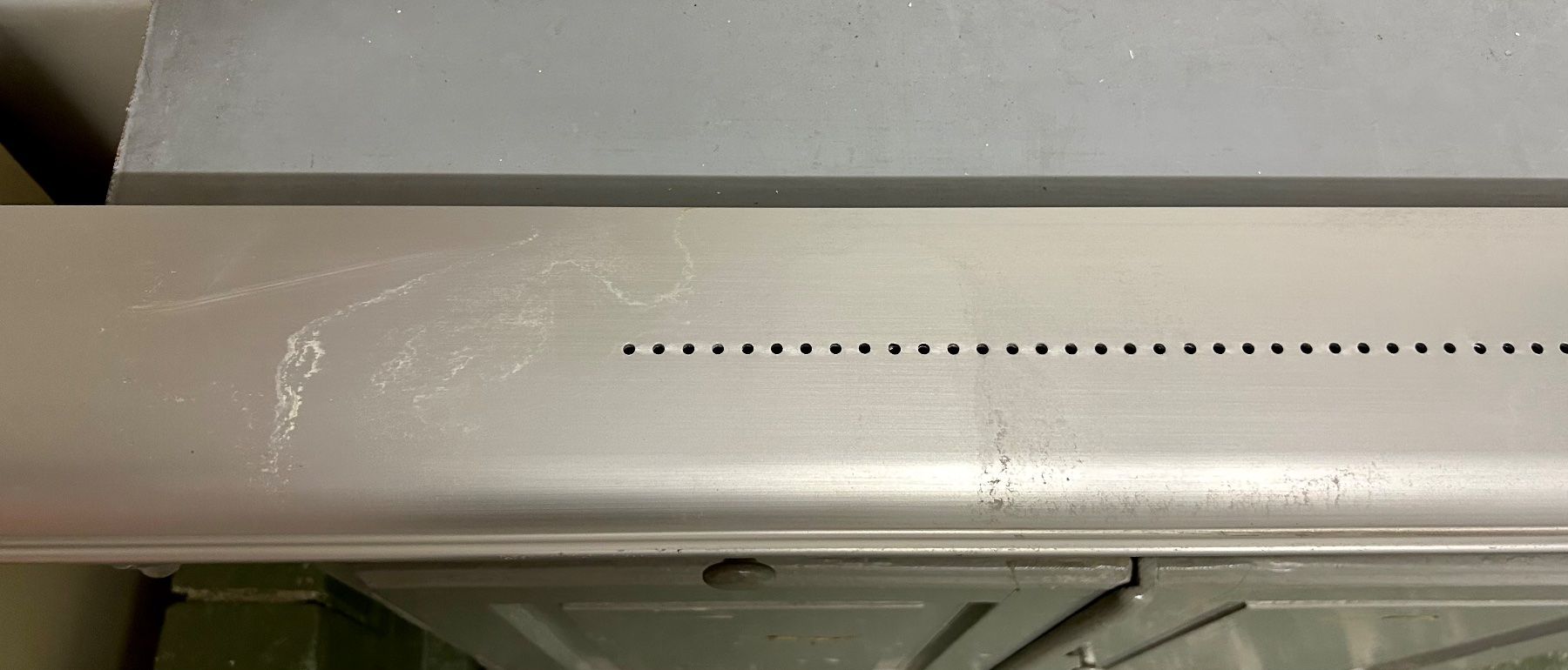 Lampade: Indirekte Beleuchtung mit Spot – Usato da Basel venduto da Schmutpa 3