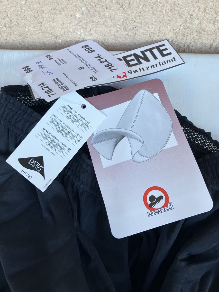 Pantaloni: Descente Velohose kurz M schwarz  – Usato da Trimbach venduto da cendira 3