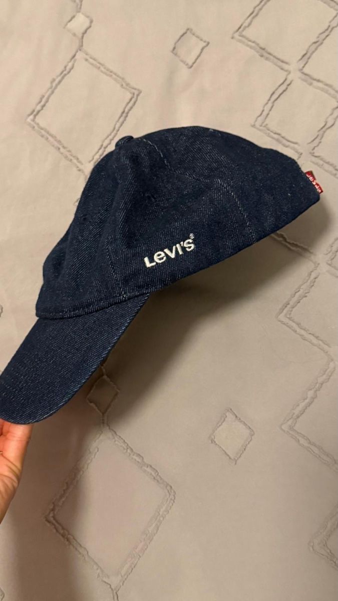 Levi's Kleiderpakete & -sets:     Levi’s-Kleidung – Gebraucht aus Emmenbrücke von pie998 3