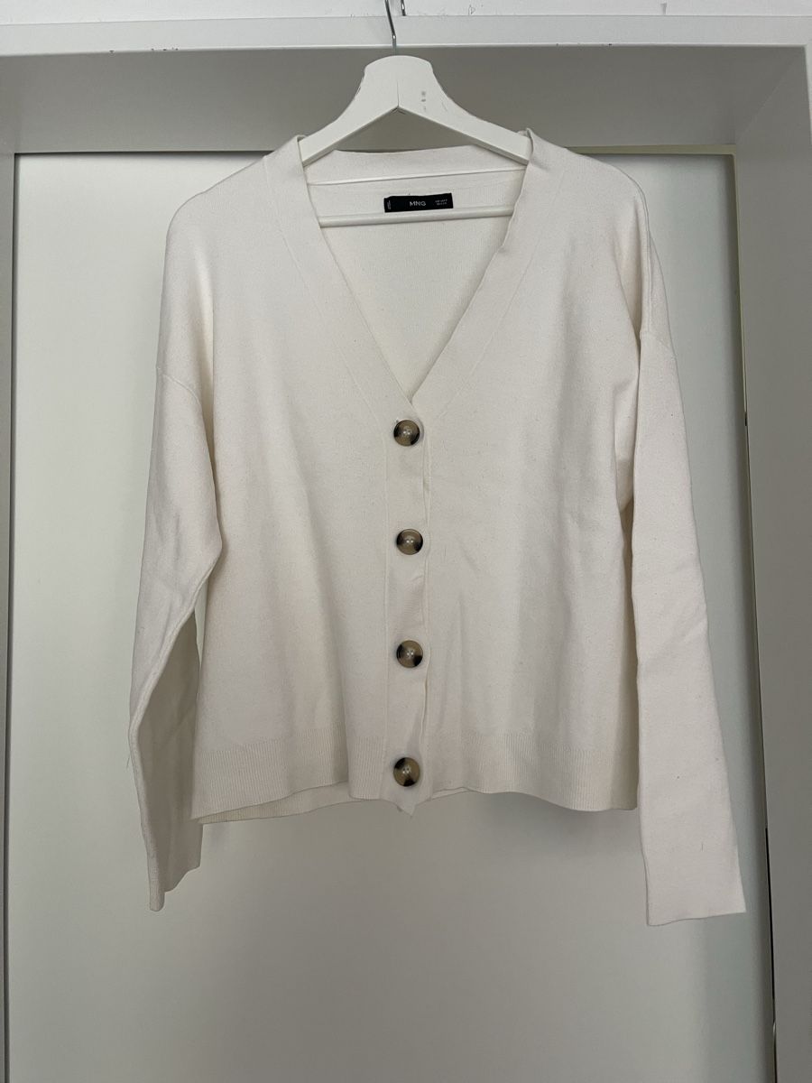 Mango Jacken: Strickjacke Mango weiss S – Gebraucht aus Bremgarten AG von arl_8nbf