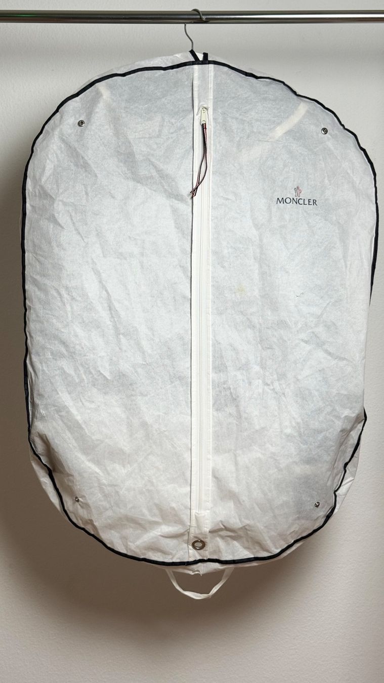 Moncler Giacche: Moncler Grenoble Lamoura – Nuovo (secondo la descrizione) da Burgdorf venduto da ime_f9f6 1