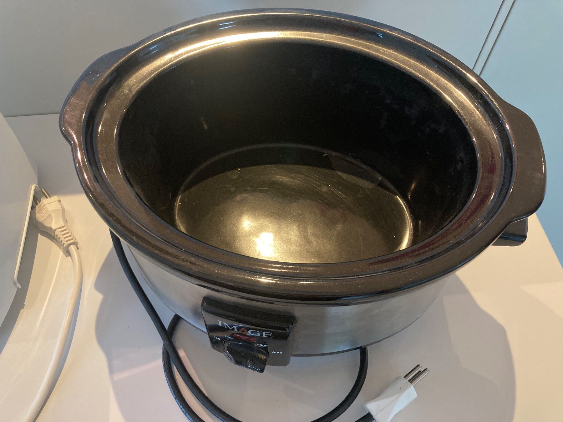 Tefal Elettrodomestici da cucina: Tefal Friteuse UND  Slow Cooker Image – Usato da Adliswil venduto da T-Shirt 3