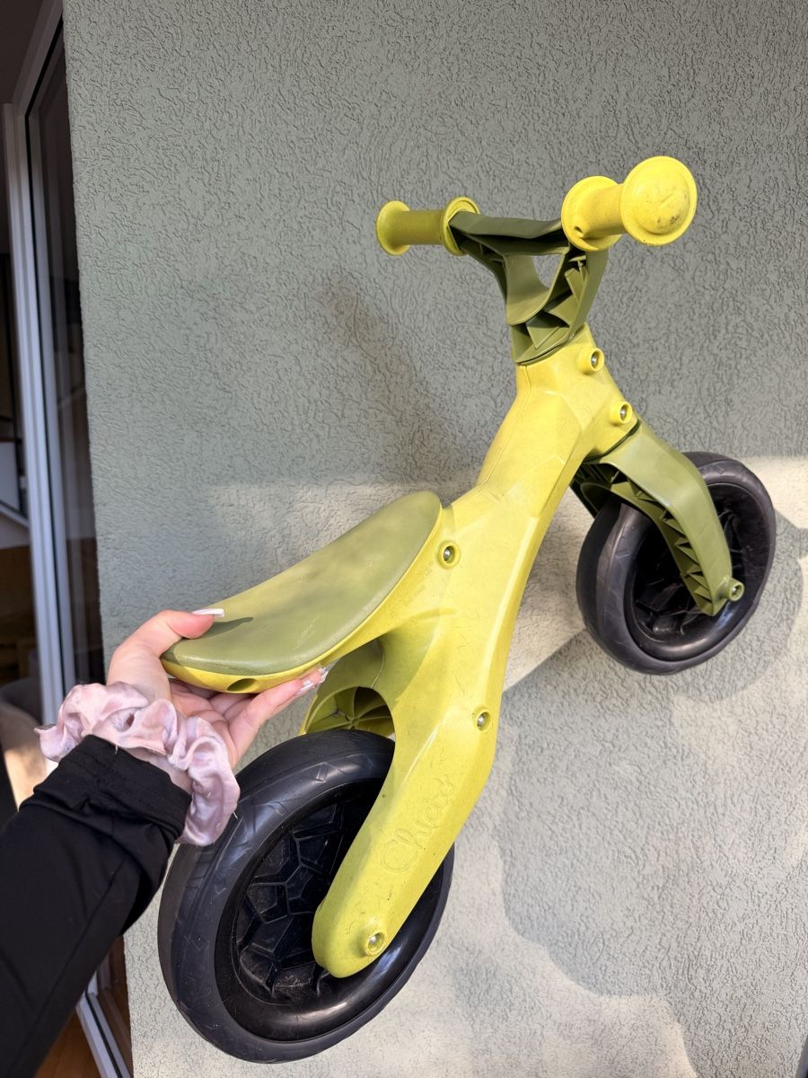 Chicco Fahrzeuge für Kinder: Vélo sans pédale Chicco – Gebraucht aus Le Lignon von Ana2831 3