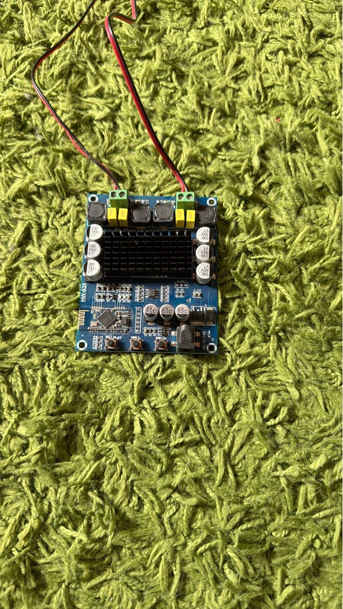 Ricevitori: Bluetooth Receiver + Verstärkerplatine HW-635. – Usato da Muolen venduto da Jonatsch1