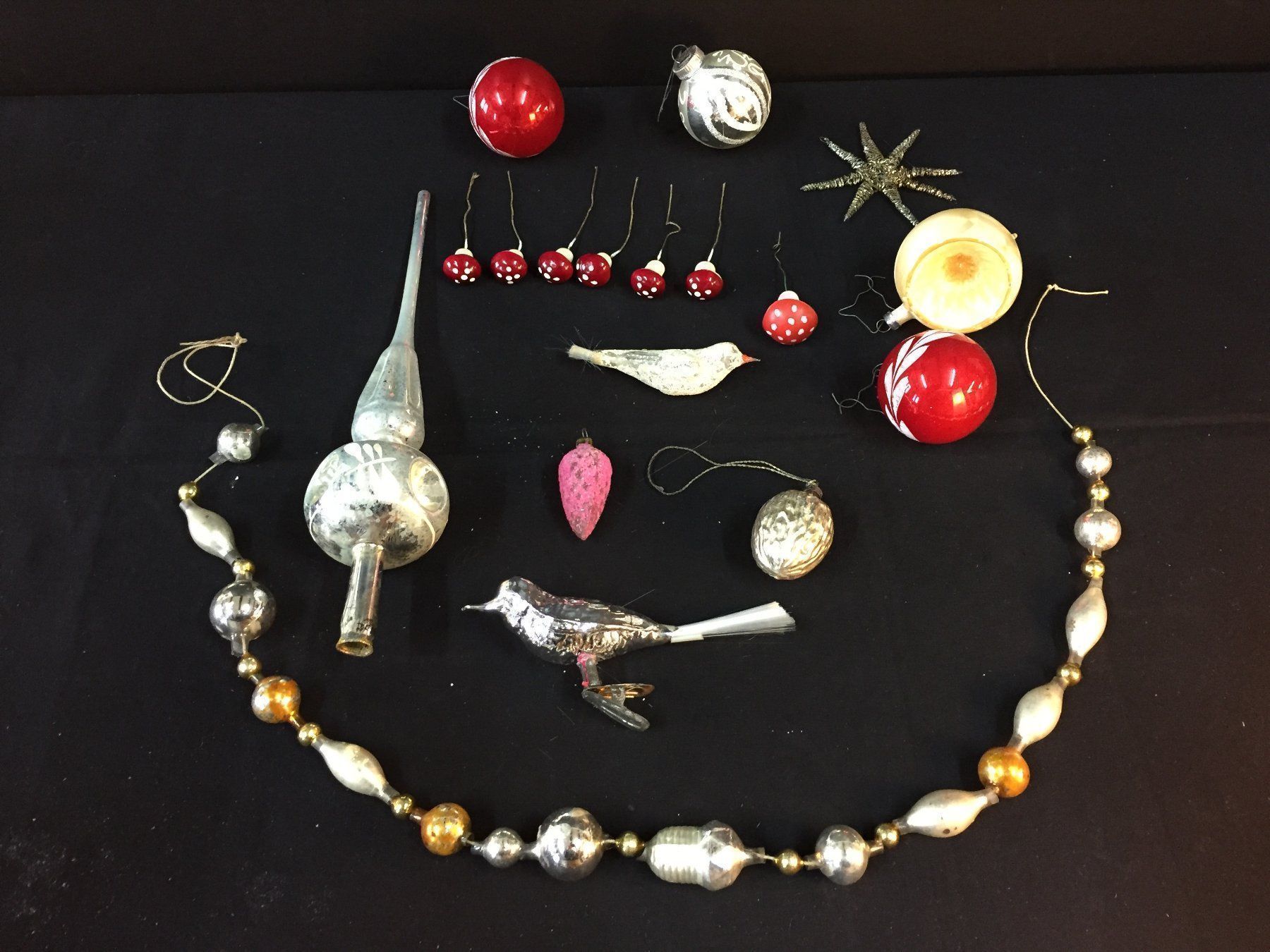 Tutte le decorazioni: Antike Weihnachtsbaum Schmuck + Spitze – Usato da Schaffhausen venduto da sparzone