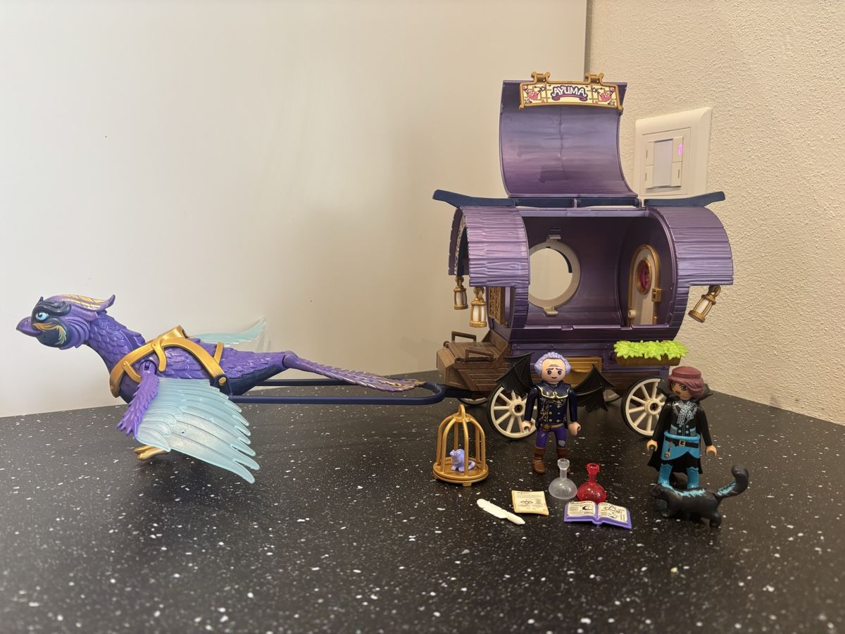 Playmobil Giocattoli: Playmobile Ayuma set – Usato da Schaffhausen venduto da ValerieBelden
