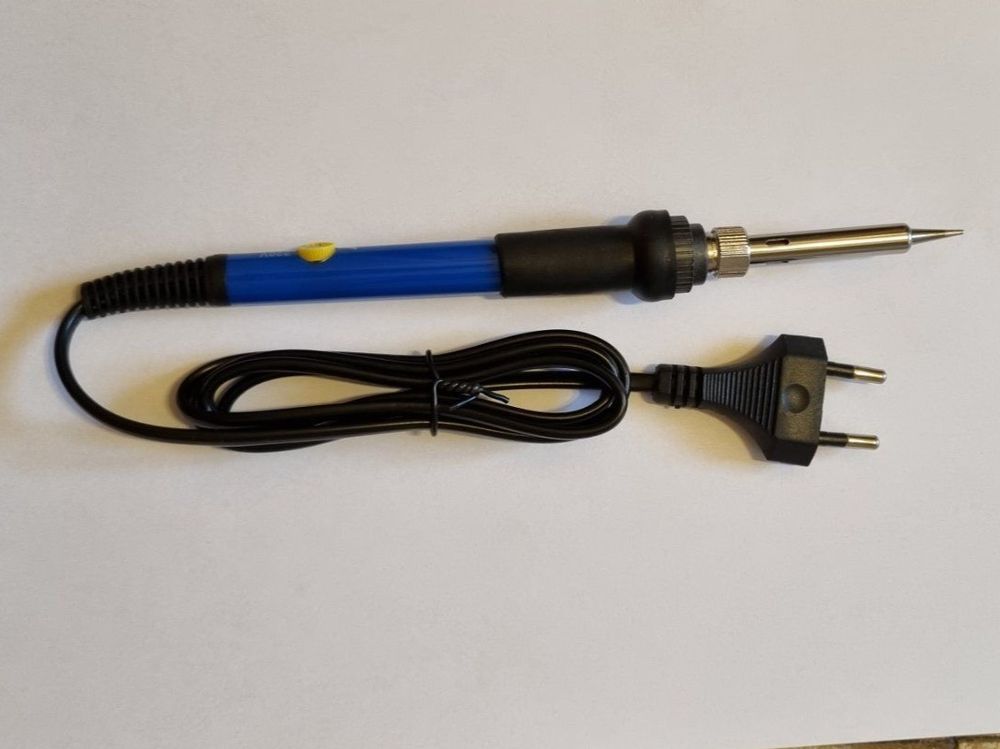 Kit 25 En 1 Fer à Souder 60W Réglable 200-450°C + Multimètre Numérique – Station Soudage Précise Avec Pompe à Dessouder, 5 Pointes & Accessoires