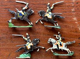 Blei- Zinnsoldaten in orig. Schachtel Reitertruppe antik