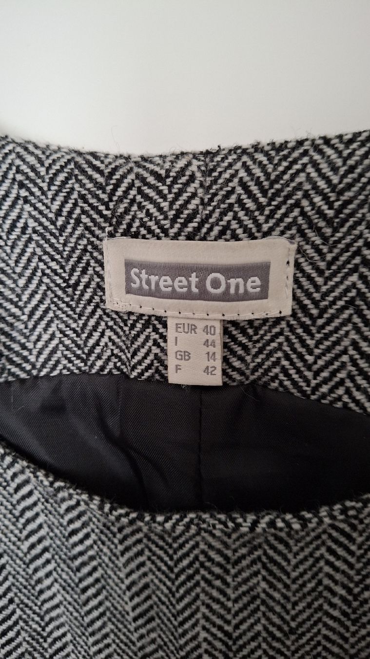 Kleider: street one kleid gr. 40 – Gebraucht aus Wil SG von FionaSmile 3