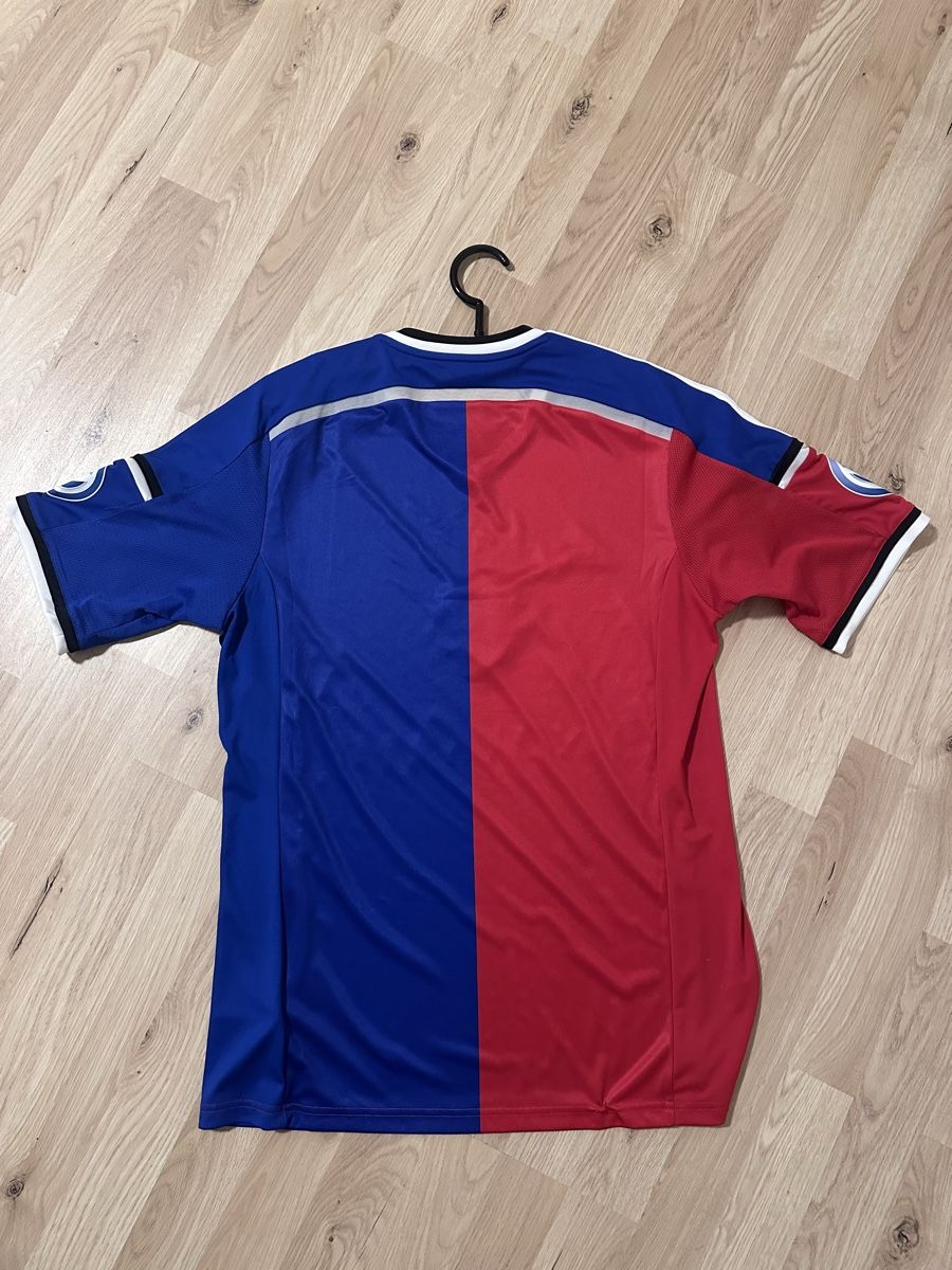 FC Basel Canottiere & Pantaloni: Original FC Basel TShirt – Nuovo e nell'imballaggio originale da Rikon im Tösstal venduto da EliasGerber 1