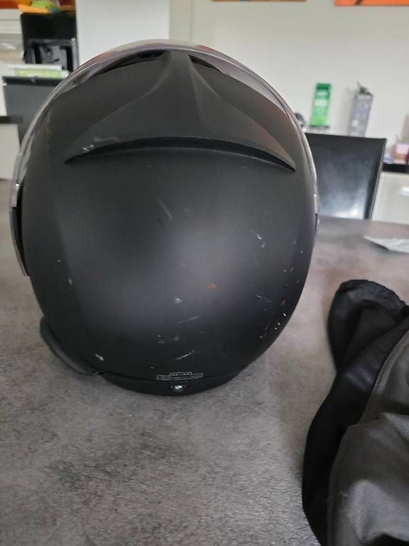 BMW Casques & visières: Casque BMW avec intercom – D'occasion à Granges-Paccot par Axelfr 1