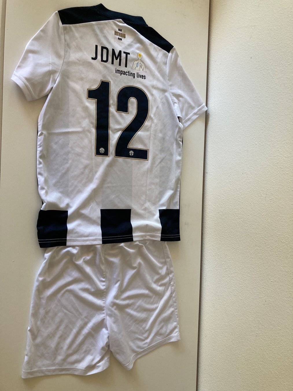 Nike Canottiere & Pantaloni: FCZ Matchdress  Heim - Grösse 164 – Nuovo (secondo la descrizione) da Zürich venduto da ms2l 1