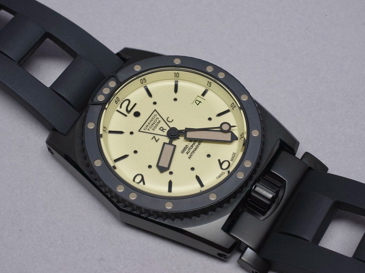 Breitling Orologi: ZRC Grands Fonds 300 – Usato da Valeyres-sous-Rances venduto da Tinuu0 5