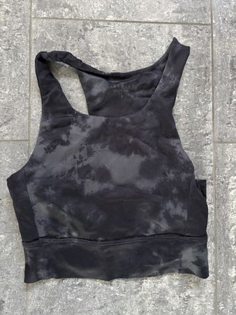 Sports Top, Size M